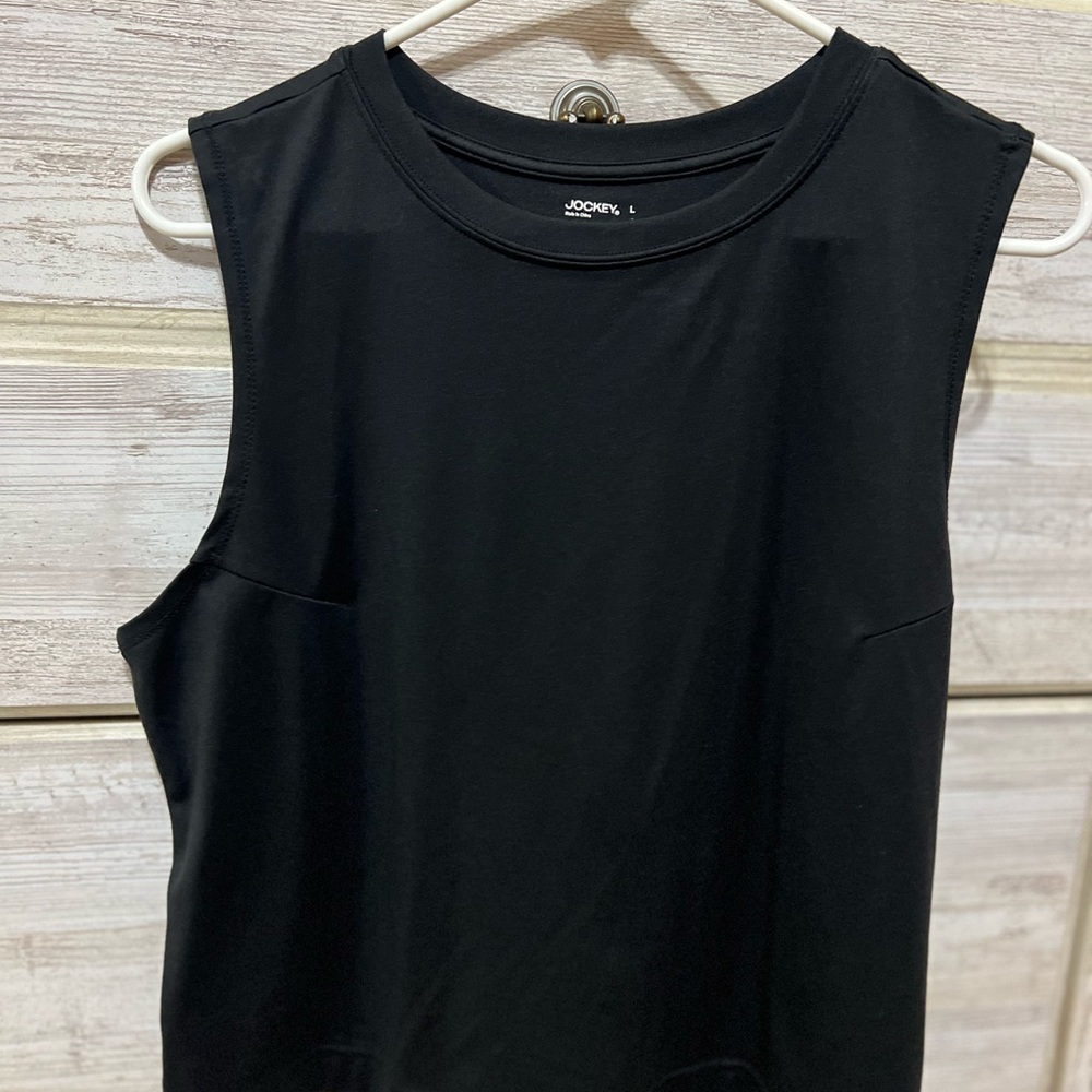 Black and White Jockey Sleeveless Tops - Picture 2 of 8